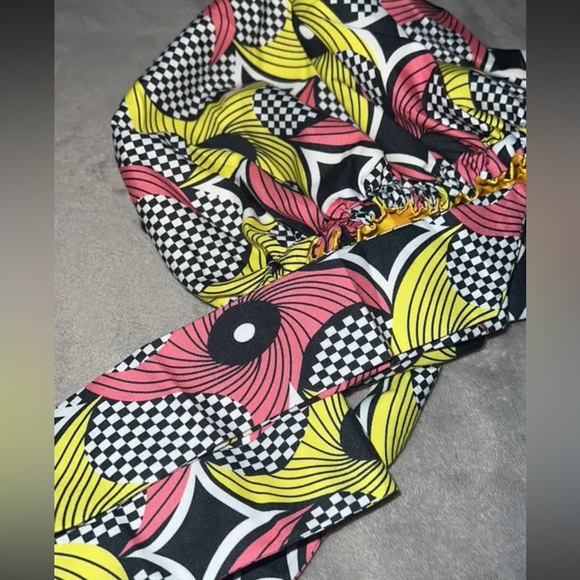 Brand New Satin Bonnet with Tie - Picture 3 of 5